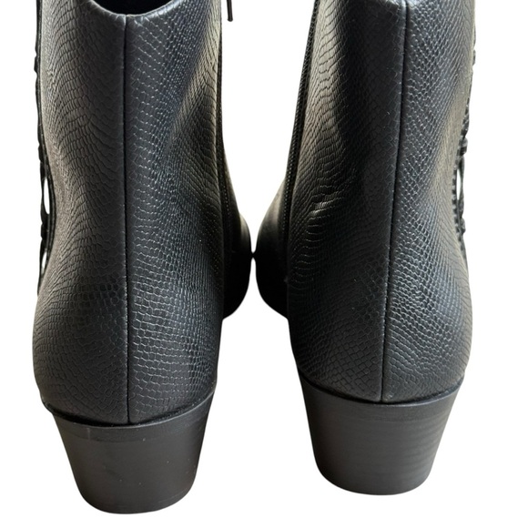Lucky Brand Fakelle Vegan Black Snake Embossed Side Zip Boots Size 8 M (EU 39) - Picture 7 of 12